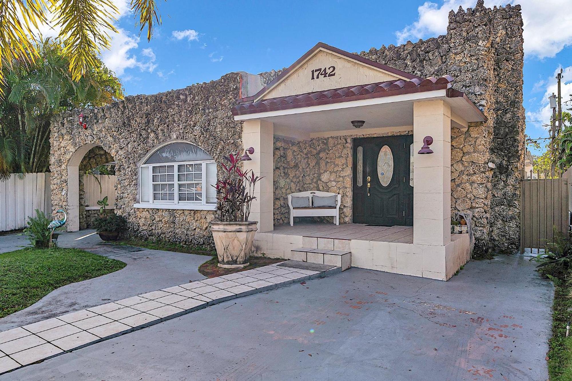 Boho Studio In Little Havana Маями Екстериор снимка