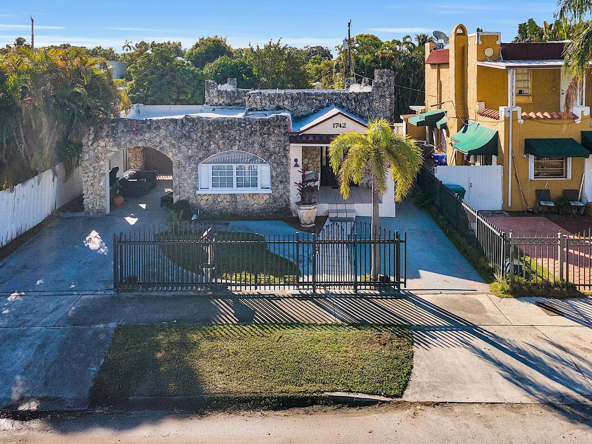 Boho Studio In Little Havana Маями Екстериор снимка