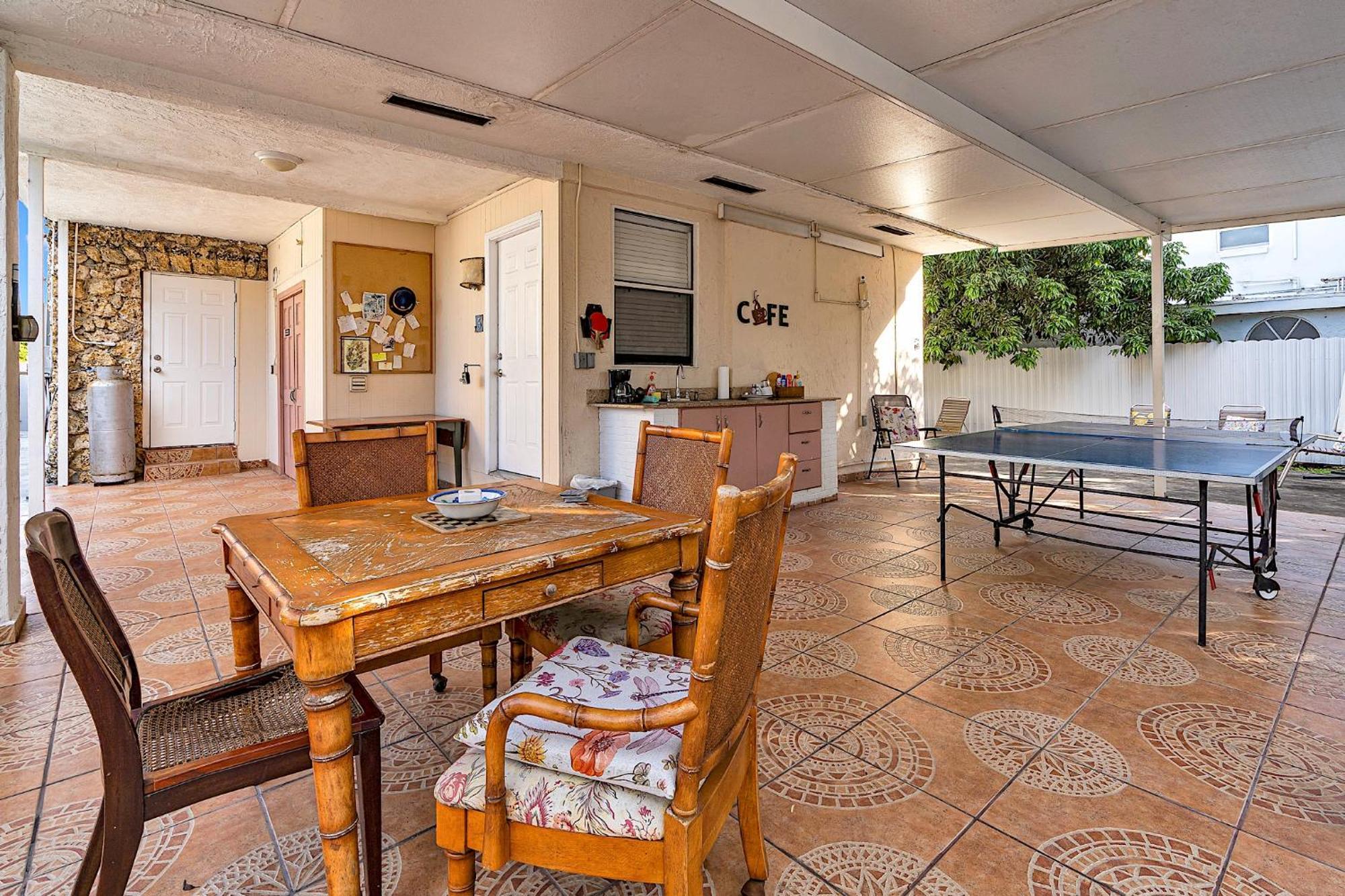 Boho Studio In Little Havana Маями Екстериор снимка